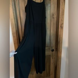 Old navy black jumpsuit romper XXL